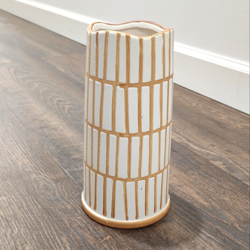 White and Tan Ceramic Vase, Abstract Pattern